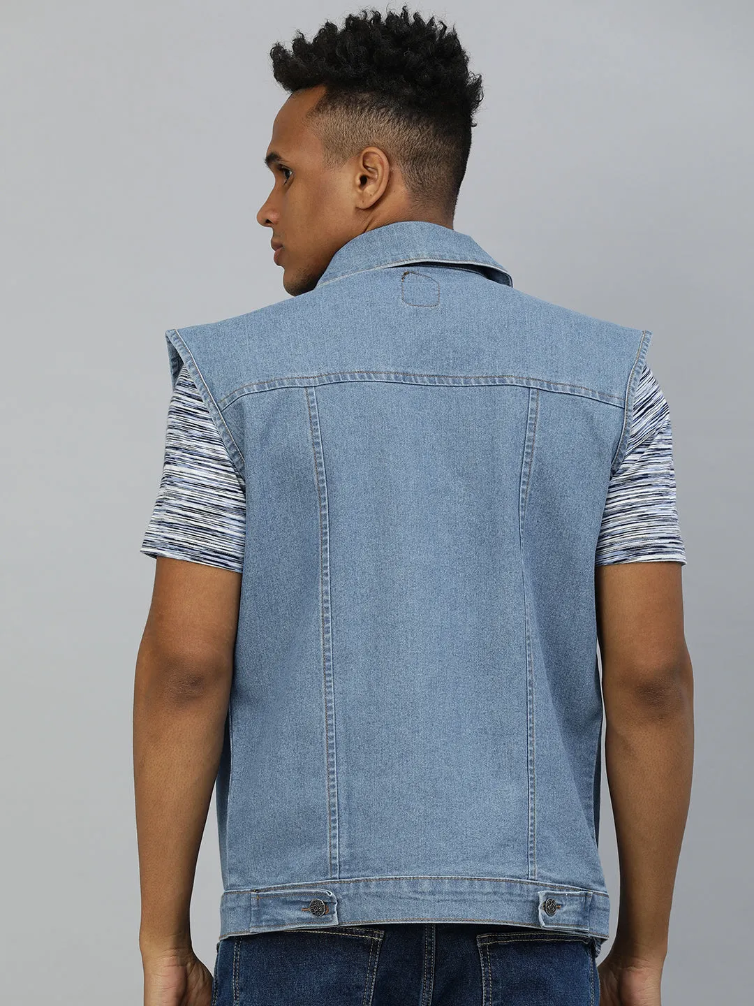 Men's Light Blue Regular Fit Washed Sleeveless Denim Jacket